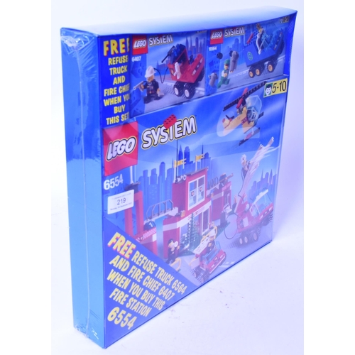 601 - Lego - a factory sealed Lego System set No. 6554 Blaze Brigade Fire Station. The multipack set also ... 