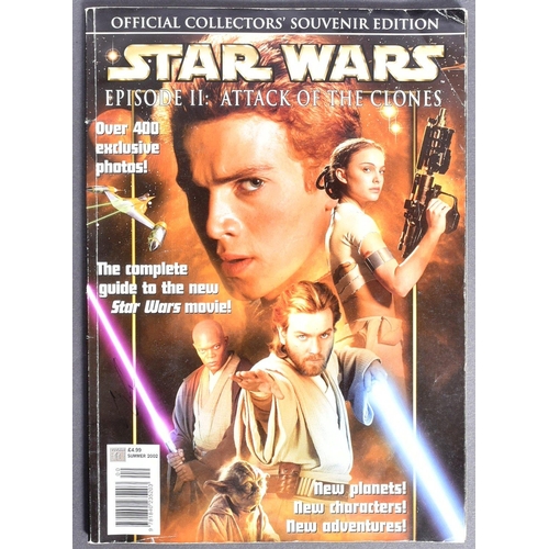 690 - Star Wars - Episode II Attack Of The Clones - unique autographed 'Collectors' Souvenir Edition' maga... 