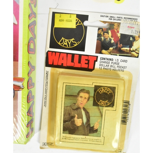 818 - Happy Days - a collection of Happy Days TV show vintage toys / memorabilia comprising a factory seal... 