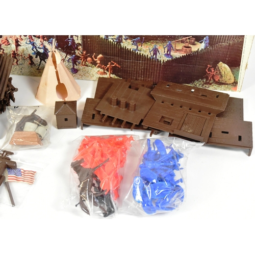 819 - Britains / Marx Toys - x2 vintage boxed Fort playsets - Fort Apache Play Set by Marx Toys and Fort C... 