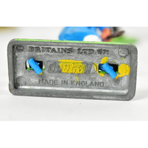 822 - Britains Deetail - a collection of approx x25 Britains Deetail made metal and plastic Foreign Legion... 
