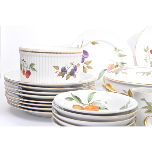 113 - Royal Worcester - 'Evesham' pattern - a large extensive circa 1960s dinner / tea service decorated w... 