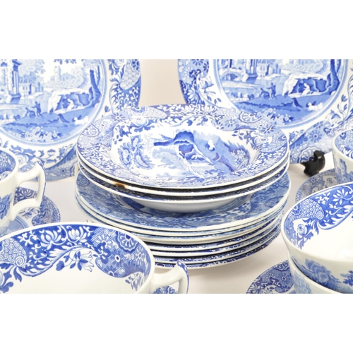 115 - A collection of 20th century Spode blue Italian pattern china. The collection to include five side p... 