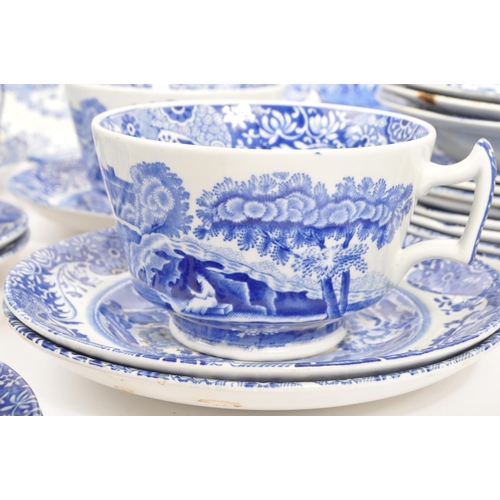 115 - A collection of 20th century Spode blue Italian pattern china. The collection to include five side p... 