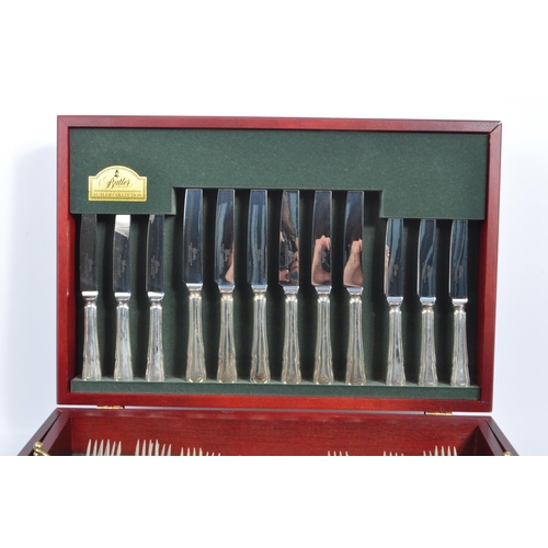 211 - Butler - A 20th century EPSN Silver plated Butler cutlery canteen. To include knives, forks, spoons,... 