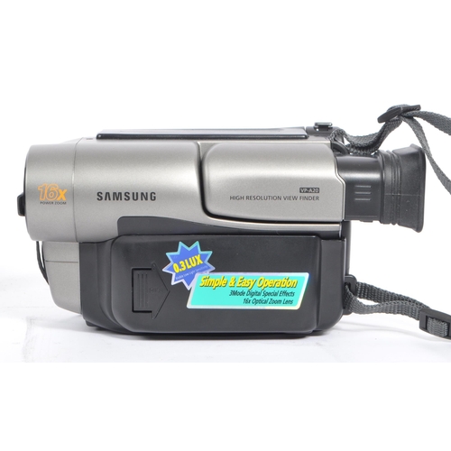 237 - A late 20th century Samsung VP-A20 video camcorder 8mm Video8 camera. The camera featuring a 3.9-62.... 