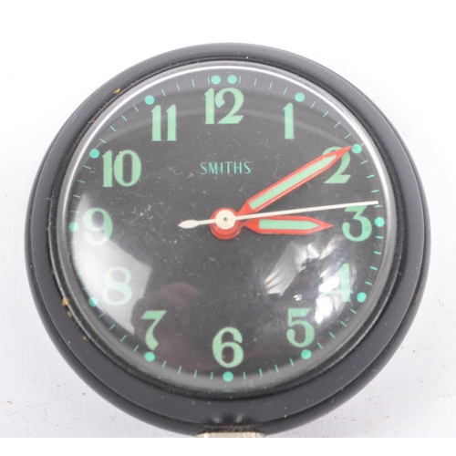 281 - Smiths / Automobile Interest - A classic car dashboard rally time clock with luminous hands, Arabic ... 