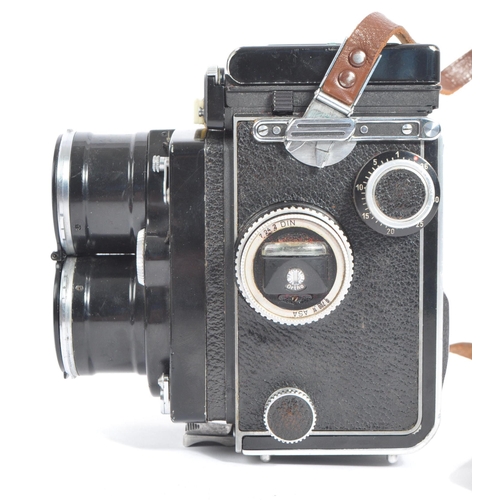 327 - A mid 20th century (between 1959-1966) Franke & Heidecke Germany Rolleiflex Tele Model 1 TLR medium ... 