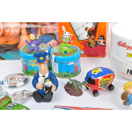 331 - Advertising collectables. Collection of various items including model toys. Merchandise products fro... 