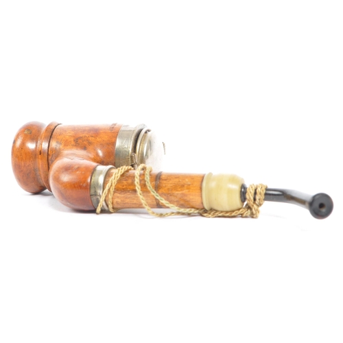 372 - A vintage mid 20th century Czechoslovakian bruyere wooden smoking pipe. The pipe having a bruyere (T... 