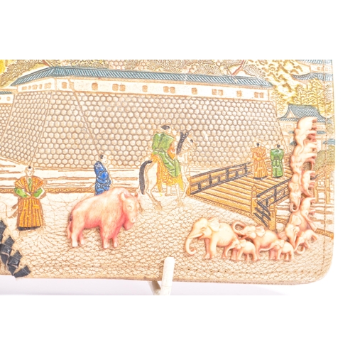 391 - Gucci - A collection of three 20th century ladies purse bags. Included in lot a late 20th century Gu... 