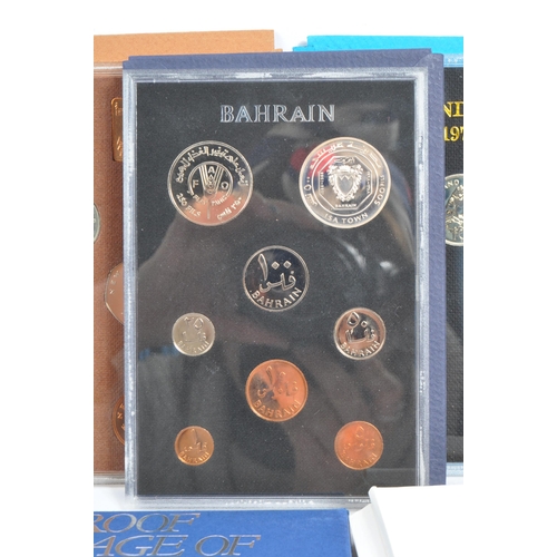 441 - United Kingdom - A collection of 20th century Great British uncirculated currency coins. To include ... 