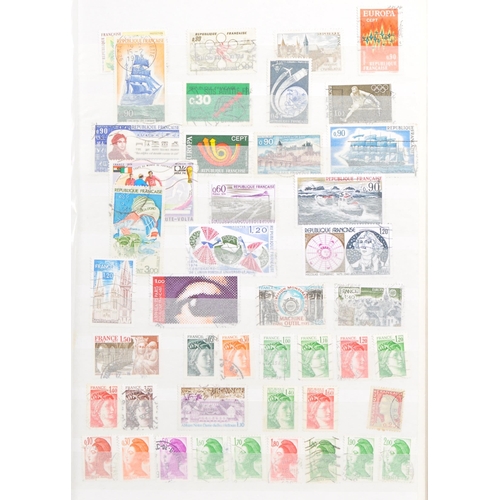 453 - A large extensive collection of foreign franked postage stamps. Including American, Chile, Canada, P... 