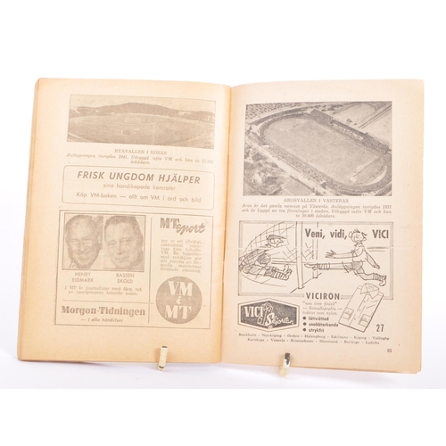 520 - A 20th century circa 1950s England V. Russia official football programme. Football World Cup. The ma... 