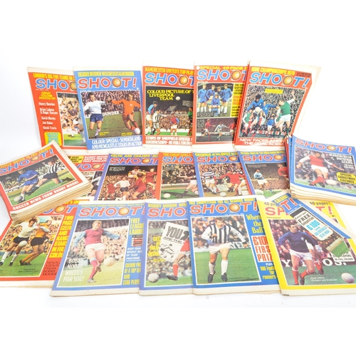 529 - Shoot Magazine - A collection of vintage 20th century Shoot magazine sports football books / enterta... 