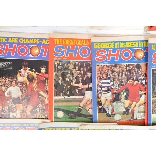 529 - Shoot Magazine - A collection of vintage 20th century Shoot magazine sports football books / enterta... 