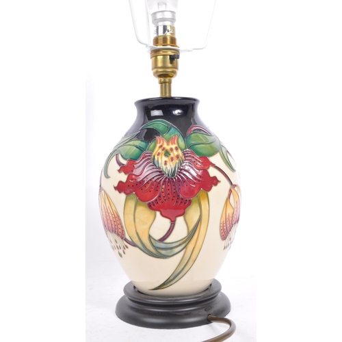 72 - Moorcroft Pottery - Contemporary Anna Lily table desk lamp light. With a ceramic pottery tapering bo... 