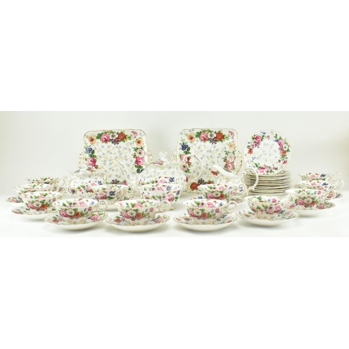 224 - Style of Staffordshire -  An early 20th century circa 1900 fine bone china porcelain twelve person t... 