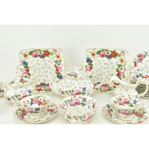 224 - Style of Staffordshire -  An early 20th century circa 1900 fine bone china porcelain twelve person t... 