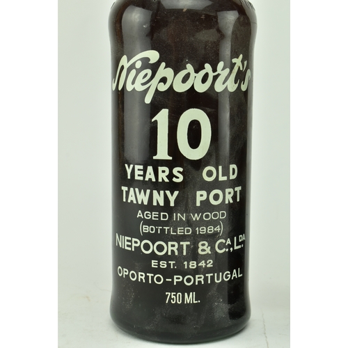 243 - Two bottles of Portugal port comprising a bottle of Niepoort 10 years old Tawny port - Oporto (impor... 