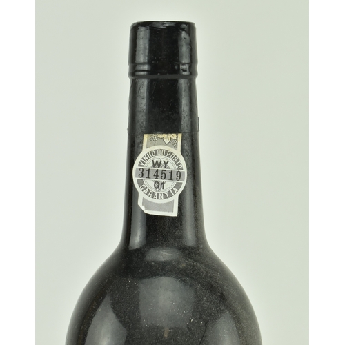 247 - A bottle of Warre's Quinta Da Cavadinha vintage port 1984, 75cl/750ml, 20% vol.