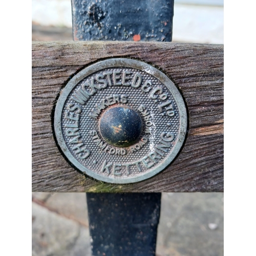 617 - Charles Wicksteed & Co, Kettering - A large 19th century Victorian cast iron and wooden slatted gard... 