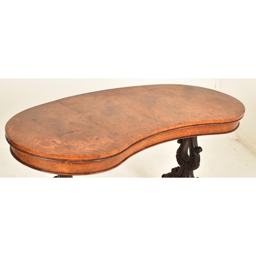 602 - Williams & Gibton, Ireland - A George IV early 19th century pollard oak veneered writing table desk.... 