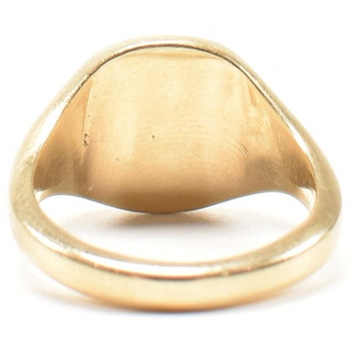 183 - A hallmarked 9ct gold signet ring. The signet ring having a chase decorated cartouche. Hallmarked fo... 