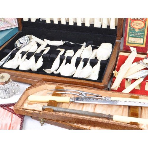 196 - A large collection of 20th century silver plate and stainless steel cutlery. The collection to inclu... 