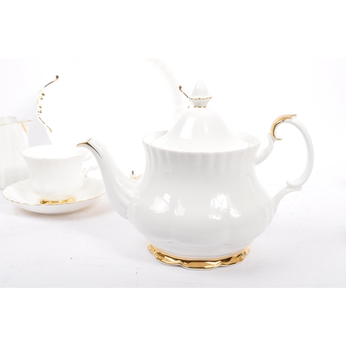 21 - Royal Albert - Val D'or - A vintage 20th century bone china porcelain tea service set. Comprising of... 