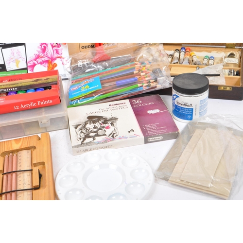 333 - Collection of assorted arts and crafts supplies, such as lino printing tools, inks, watercolours, pe... 