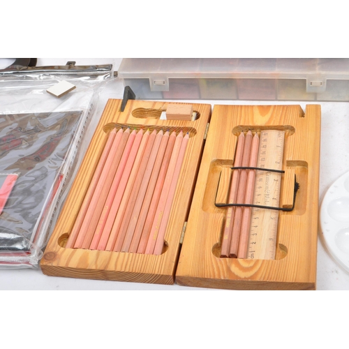 333 - Collection of assorted arts and crafts supplies, such as lino printing tools, inks, watercolours, pe... 