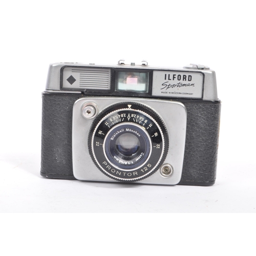 345 - A collection of mid 20th century German film cameras. The collection to include a Ihagee EXA 1A 35mm... 