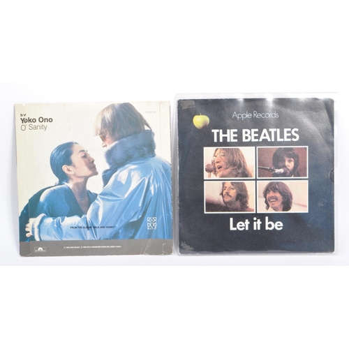 406 - A collection of vintage 20th century 45 RPM vinyl single record albums. To include; Baby Its You (Mo... 