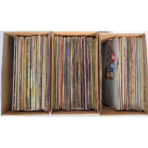 427 - A collection of vintage 20th century LP long play vinyl record albums. To include; Paul Simon - Grac... 