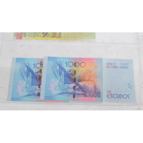 462 - Banco de Cabo Verde - A collection of 2007 & 2014 bank notes. To include two 200 verde notes - AG255... 