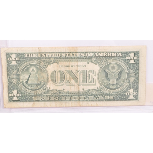 476 - A collection of 20th century circa 1985 uncirculated and very fine United States of America US dolla... 