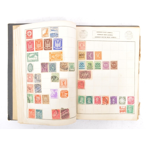 495 - A collection of early to mid 20th century British and foreign hinged postage stamps. The collection ... 