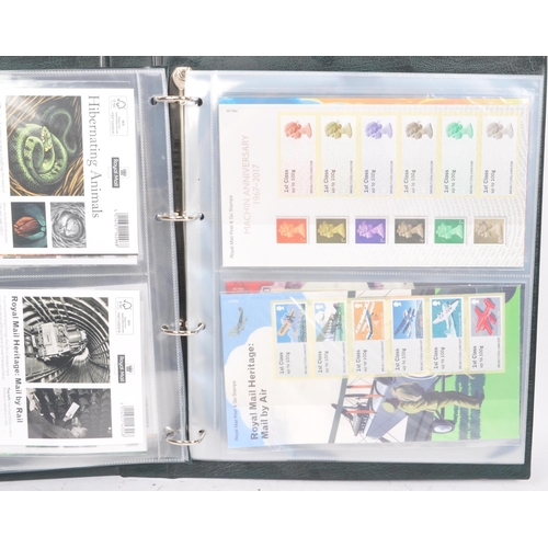 500 - A collection of 21st century British presentation pack commemorative stamps and Royal Mail post and ... 