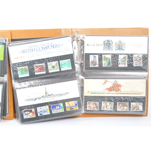 508 - A large collection of 20th and 21st century British presentation pack stamps. Presentation packs to ... 