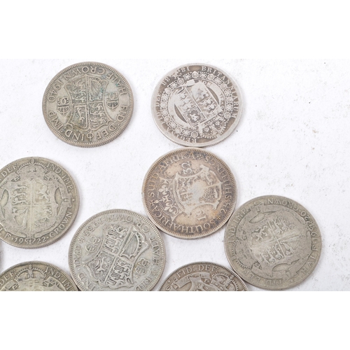 512 - A collection of 20th century British currency silver 'Half Crowns' coinage. The collection to includ... 