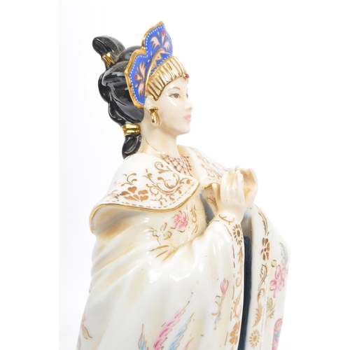 8 - Coalport - Princess Turandot - A limited edition porcelain tableware female figure. From the opera h... 