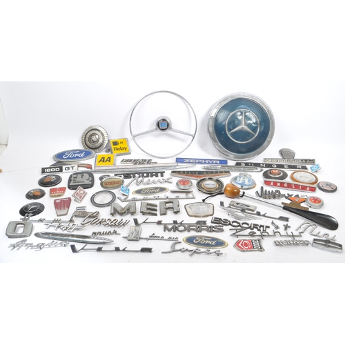 280 - Automobilia / Motoring Interest - An assortment of early 20th century motoring car badges and other ... 