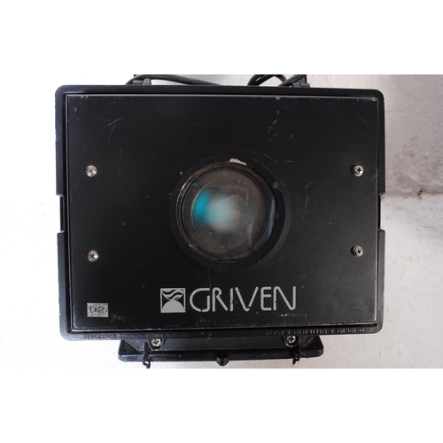 568 - Three Griven Kolorclip 230 volt studio / theatre / event lights. The lights each house in a black me... 