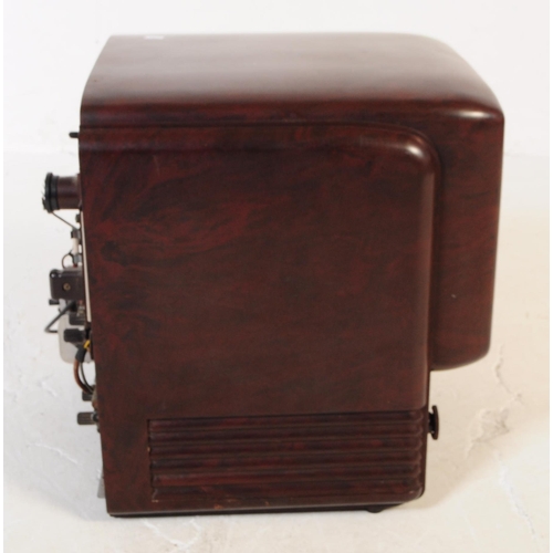 608 - An original mid century 1950s Pye television. Housed in a bakelite case, with bakelite dials. Measur... 