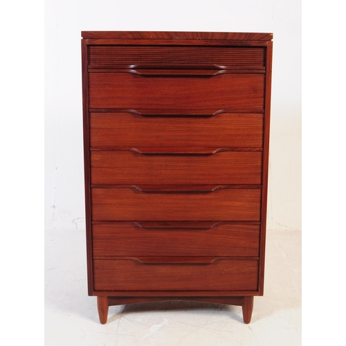 653 - White and Newton Furniture - A mid 20th century teak wood White and Newton pedestal chest of drawers... 