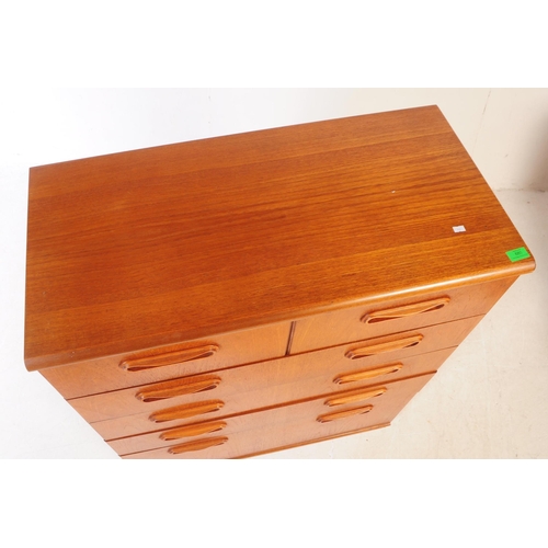 680 - British Modern Design - A contemporary teak veneer chest of drawers. Rectangular form with two short... 