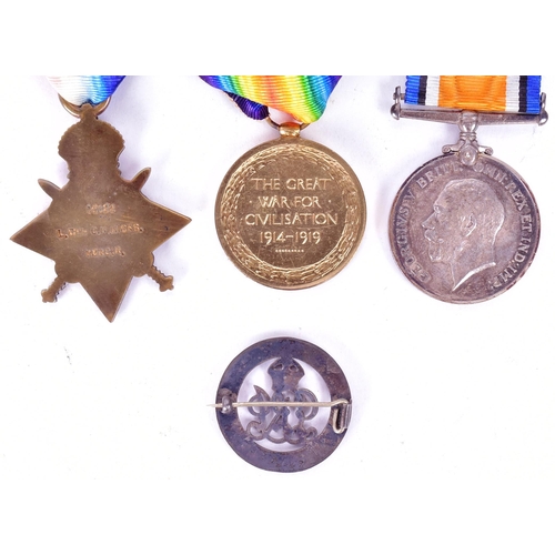 129 - A WWI First World War medal trio awarded one 15622 Pte C. H Hicks of the Worcestershire Regiment. Me... 