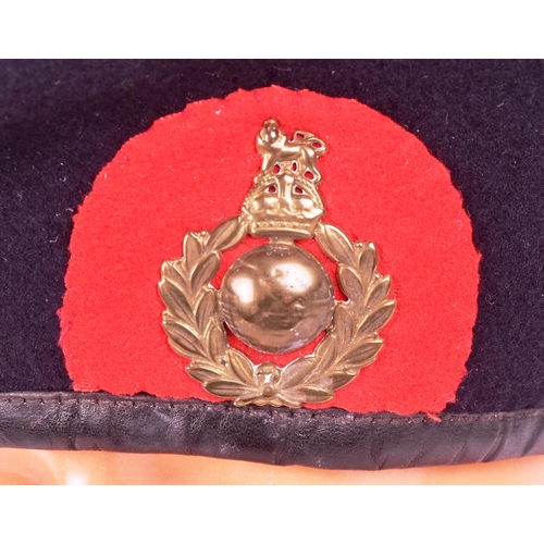 282 - A WWII Second World War Royal Marines training beret. Red ' tomb stone ' patch with Royal Marines Ki... 