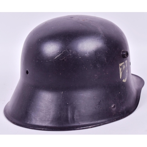 305 - An original WWII Second World War Third Reich Nazi German M17 pattern transitional Stahlhelm / helme... 